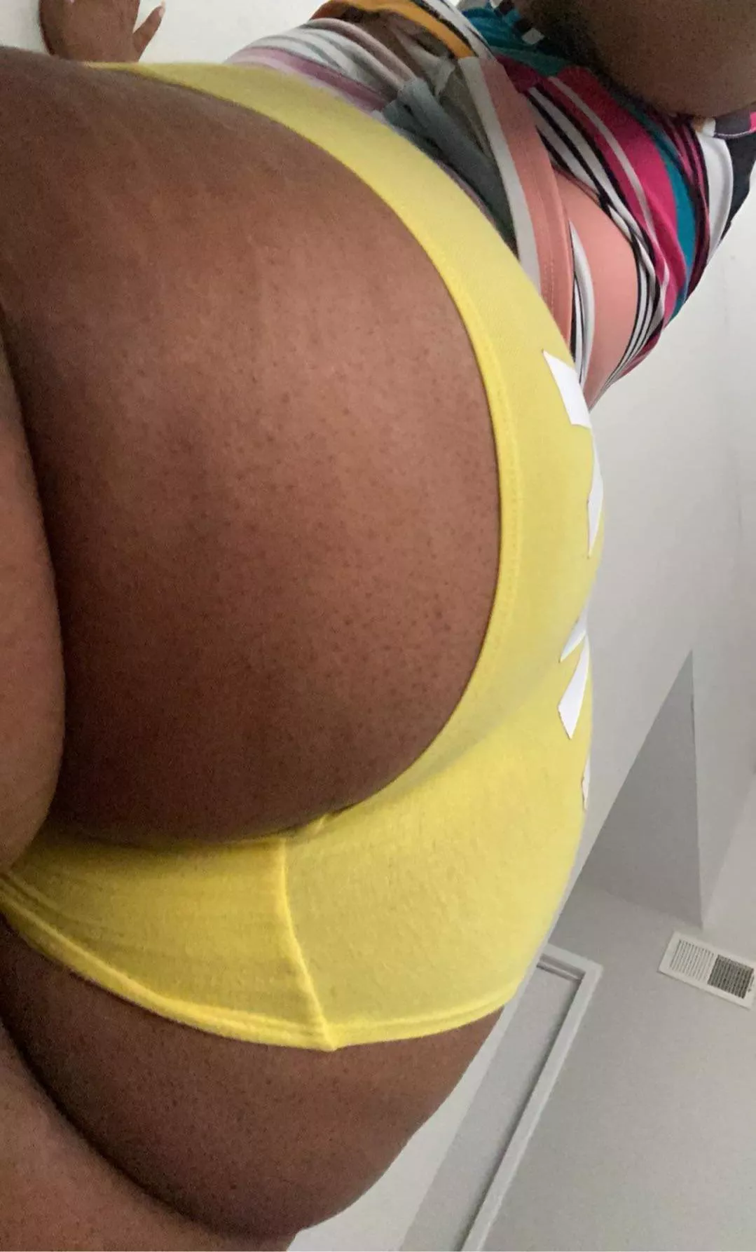 What’s the first color you see ?