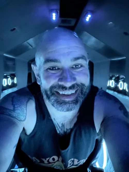 Wishing all you gay bros a great day!