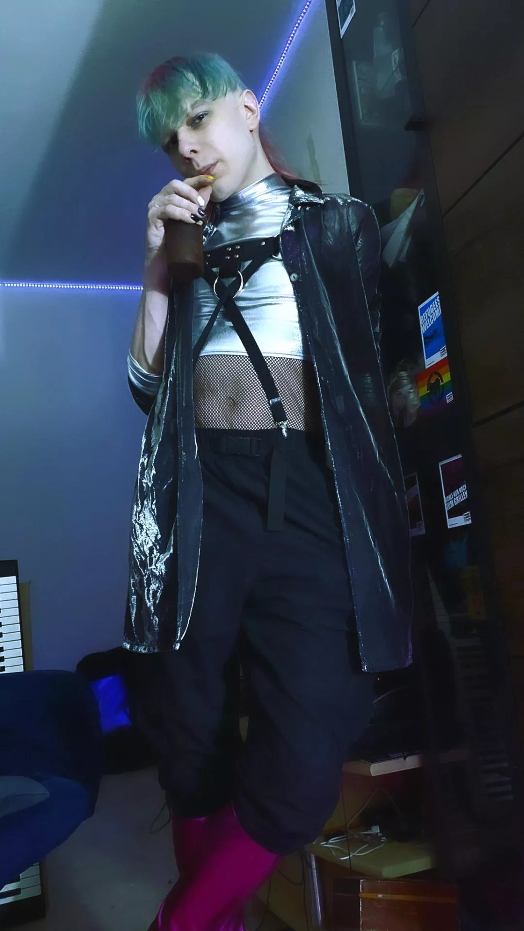 Would I pass as a cyberpunk joytoy?~