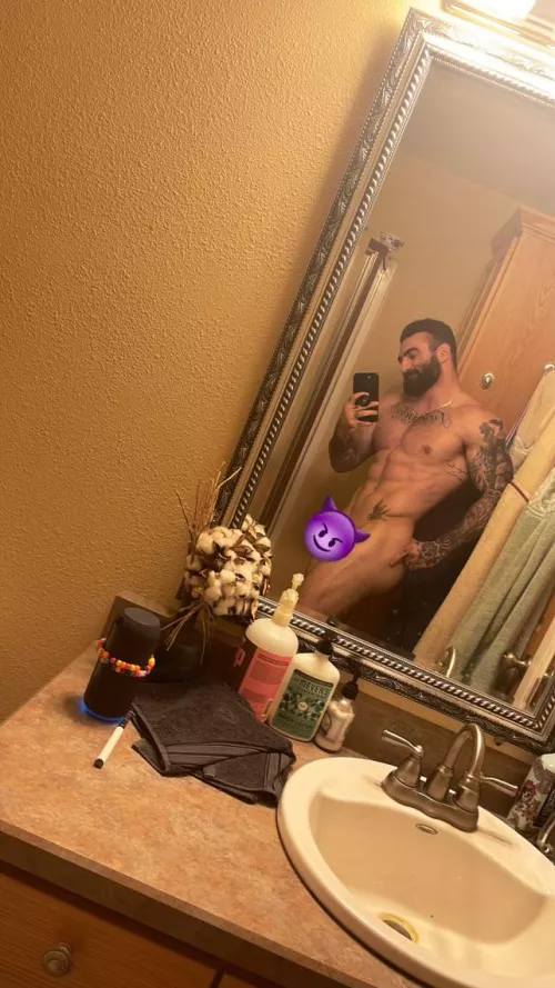 [25] Woah Woah, got something to take care of before we shower bro