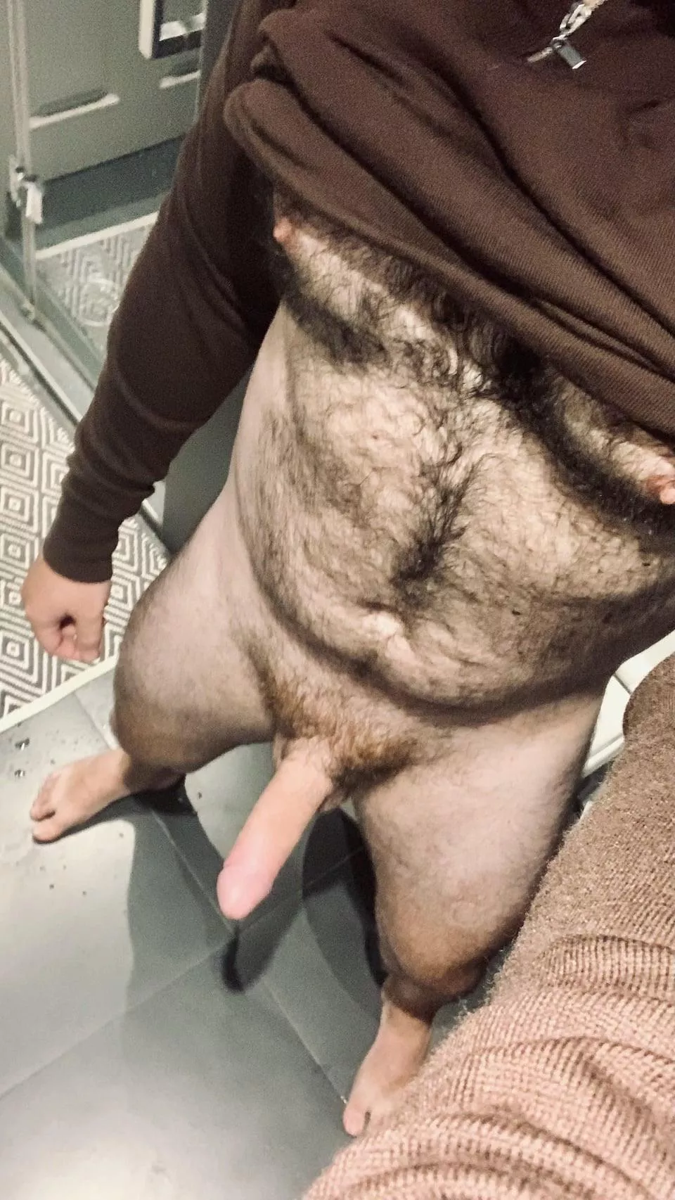 [32] how about tying me up and edging me to breaking point?