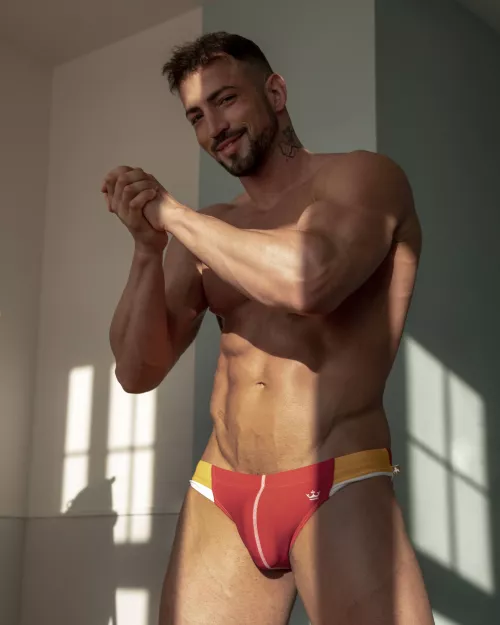 Bi-colored speedo
