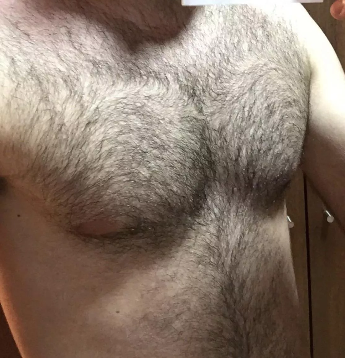 Chest pump
