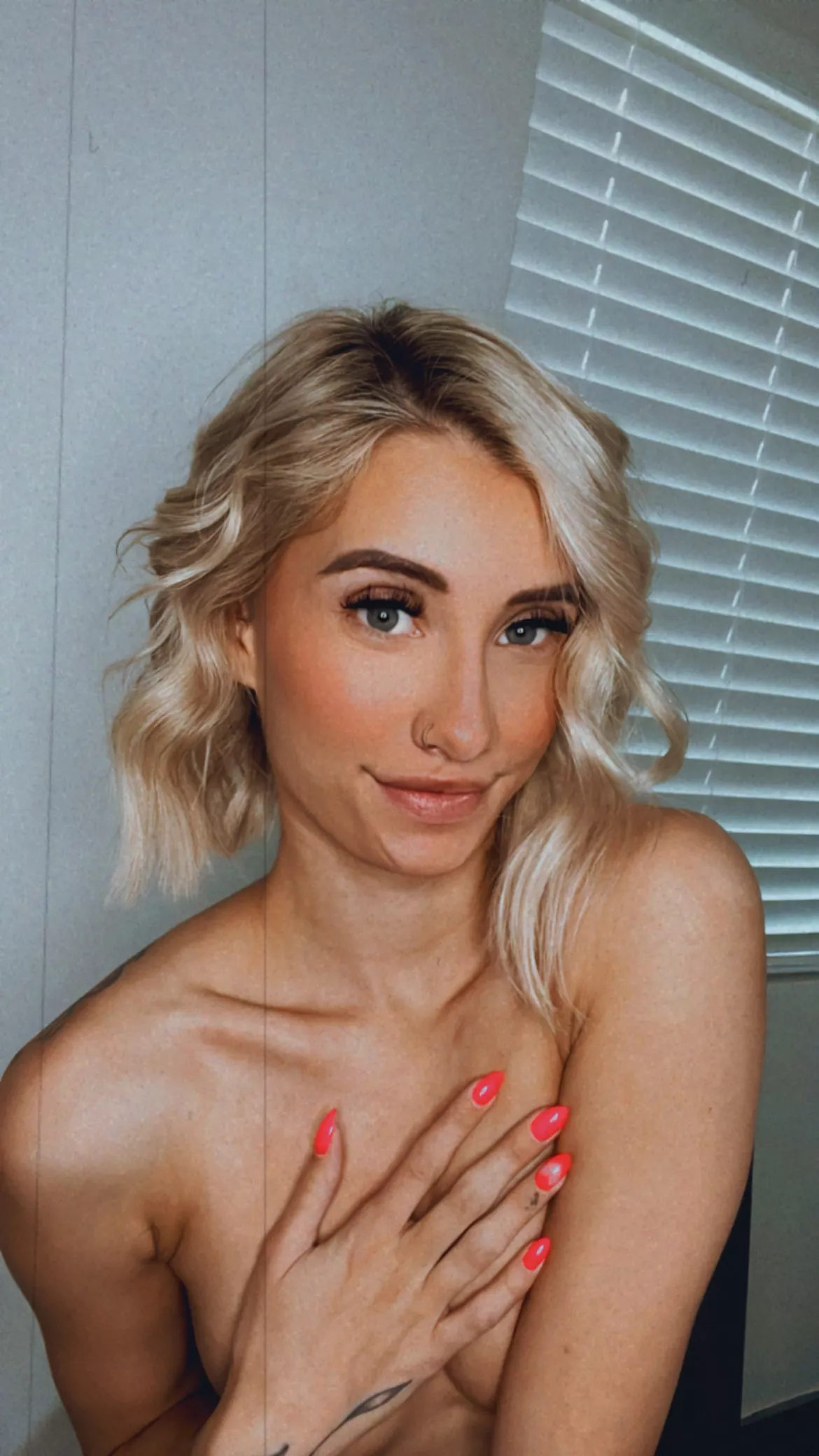 Feeling myself can't be illegal. 😜😈