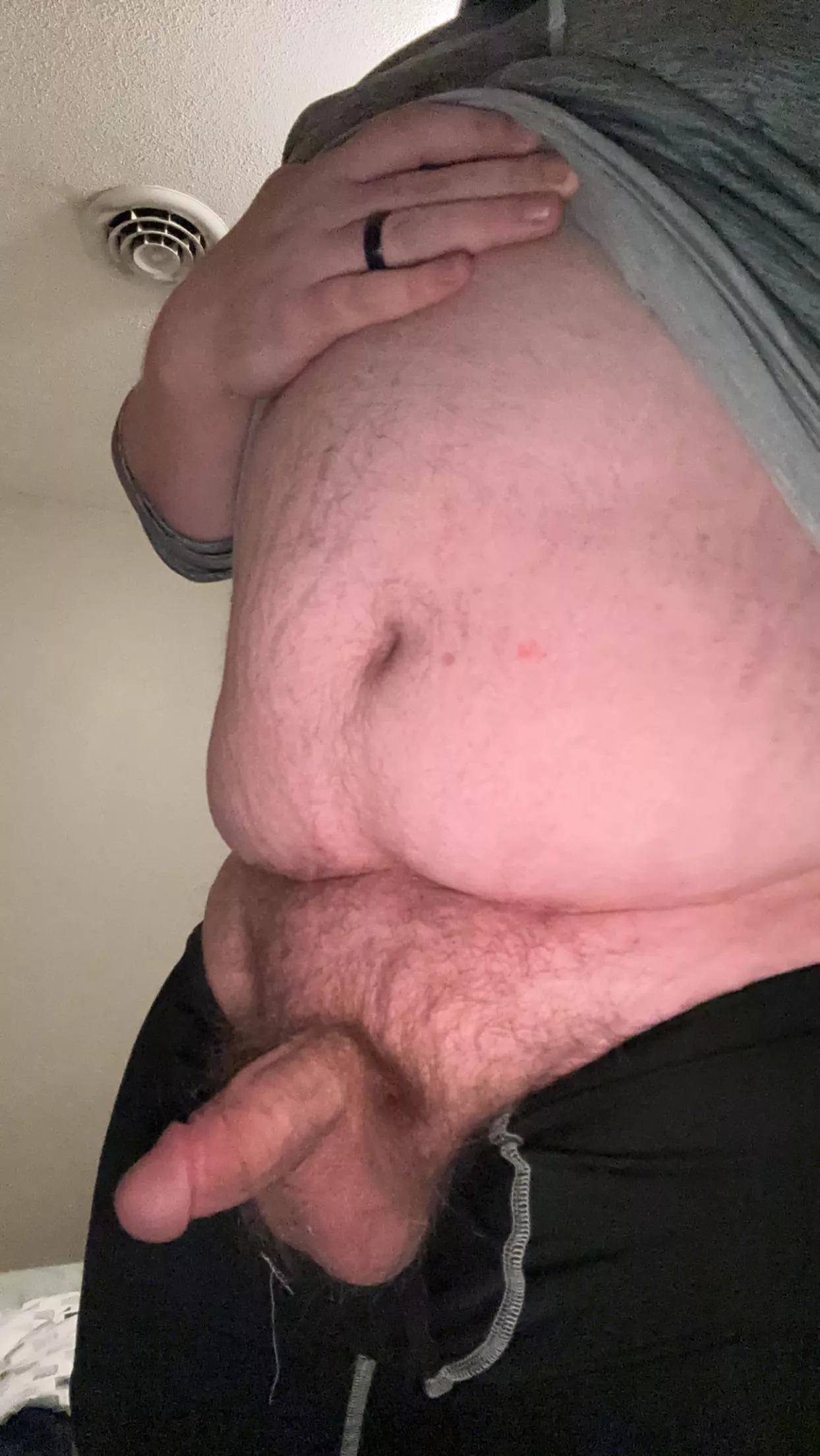 Getting ready to unwind for the night if anybody wants to join me 😛