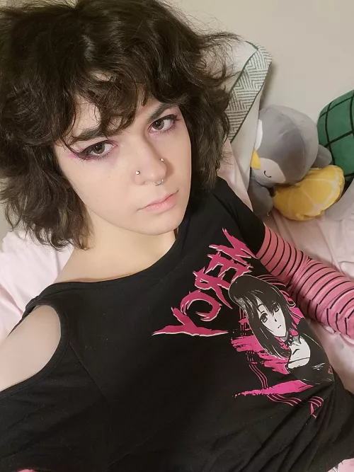 Give me attention, life is harder then a dick rn