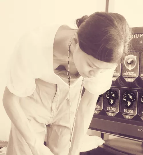 Gotta wonder many got a look on her commute to work