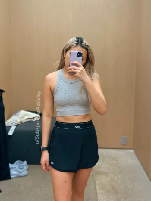 Hi agm! ✨✨ hope you can enjoy a tease like me