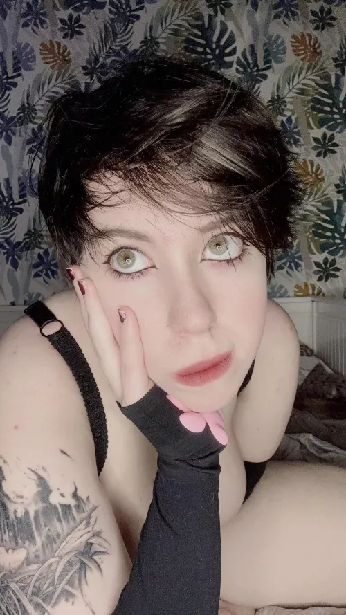 I'll be your little thing, I'll do whatever you want