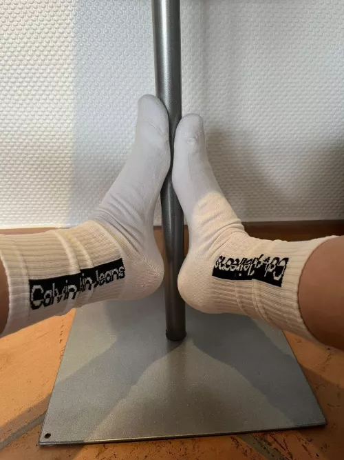 Imagine how it feel between them