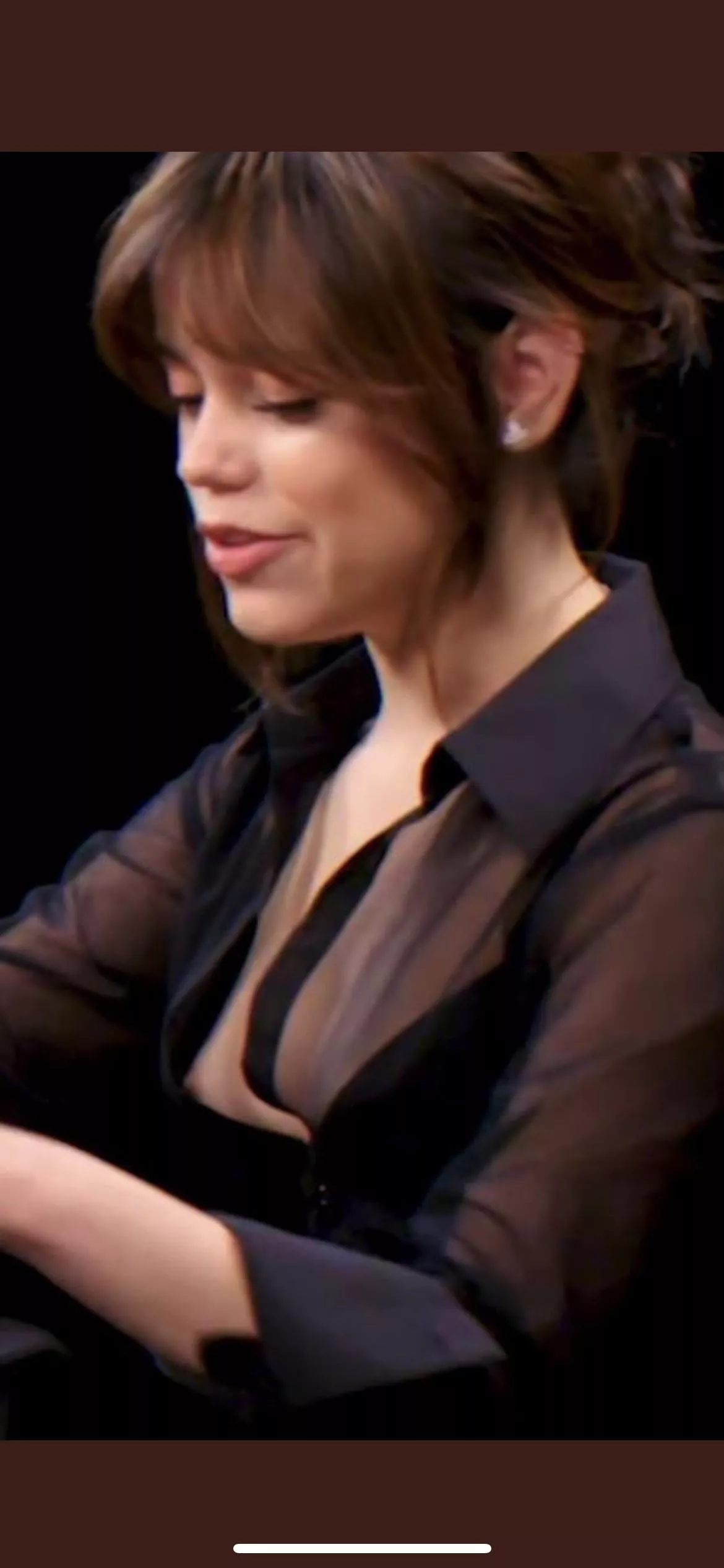 Jenna Ortega nipslip