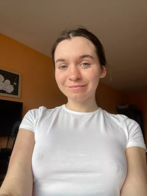 No filter, no bra 😊