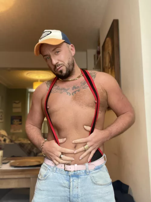 Scally Chav lad, love bling