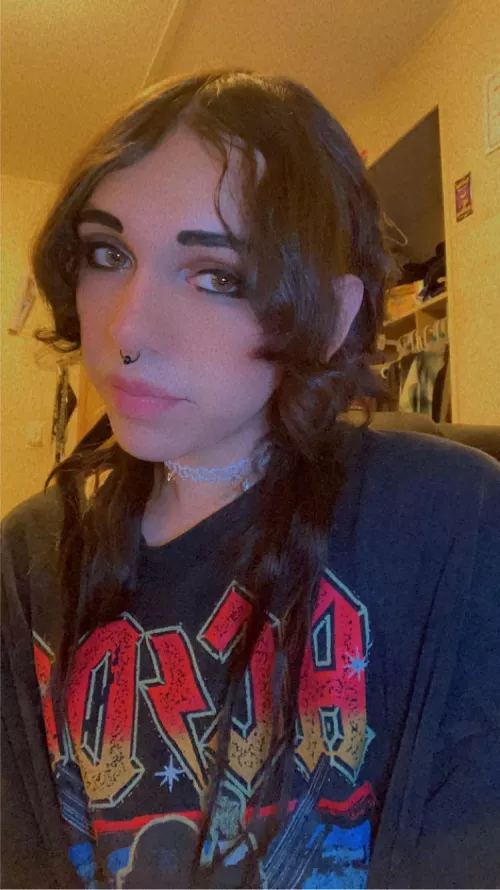 Thinking of coming out to my mom 😬