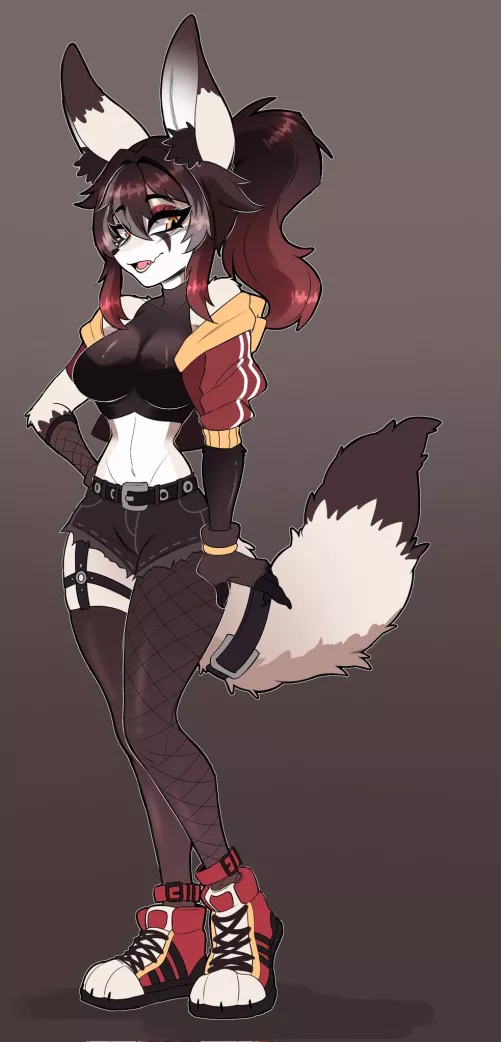 Very cute Fennec Fox 🦊 (by Rakkun_13 in twitter)