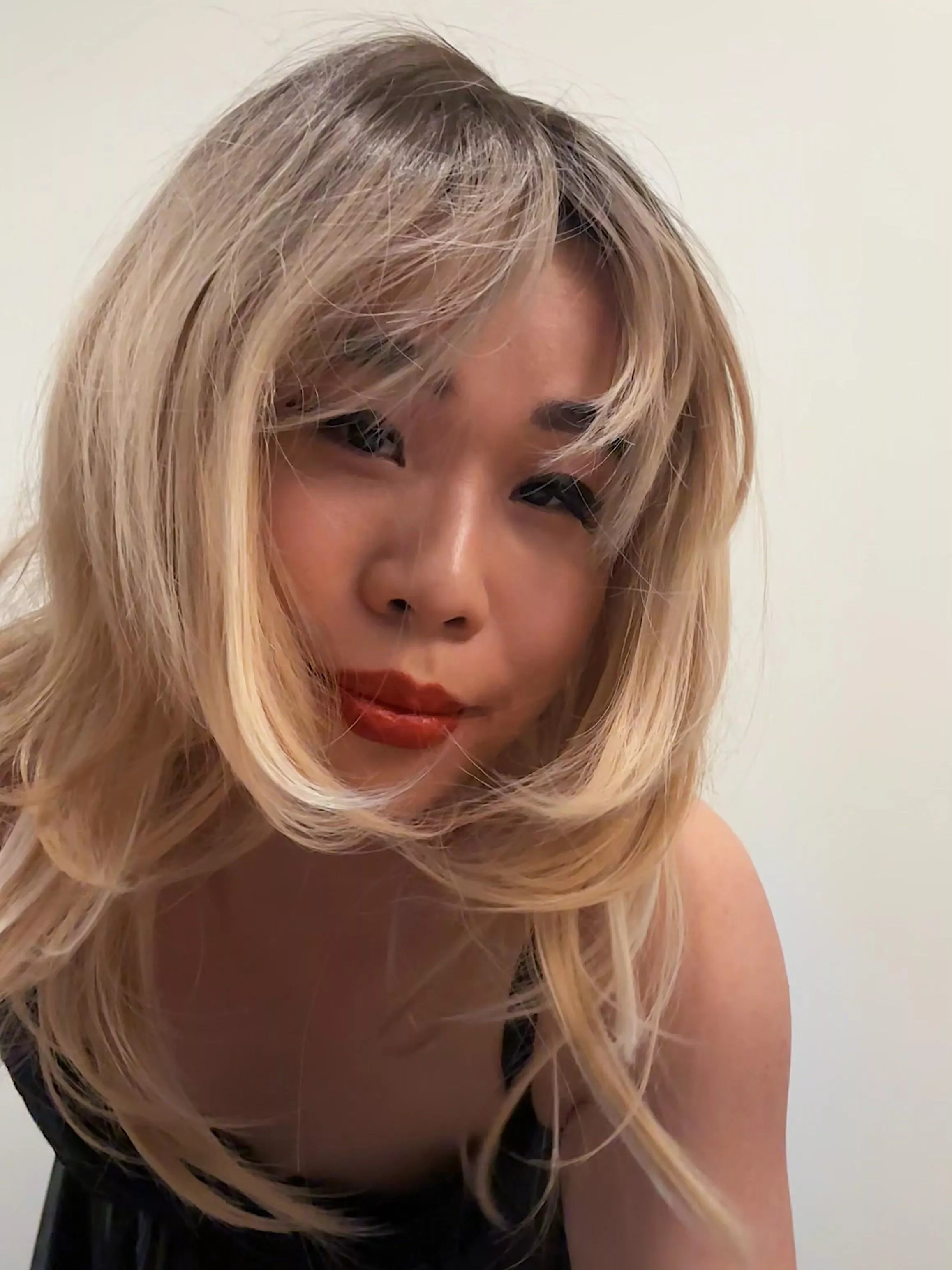 face reveal!! i’m getting to everyone’s messages sorry there’s a lot!! i love you all 💗