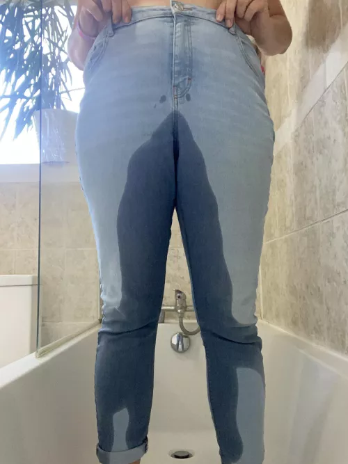 I think the dark blue looks MUCH better on me 😍 what do you think?