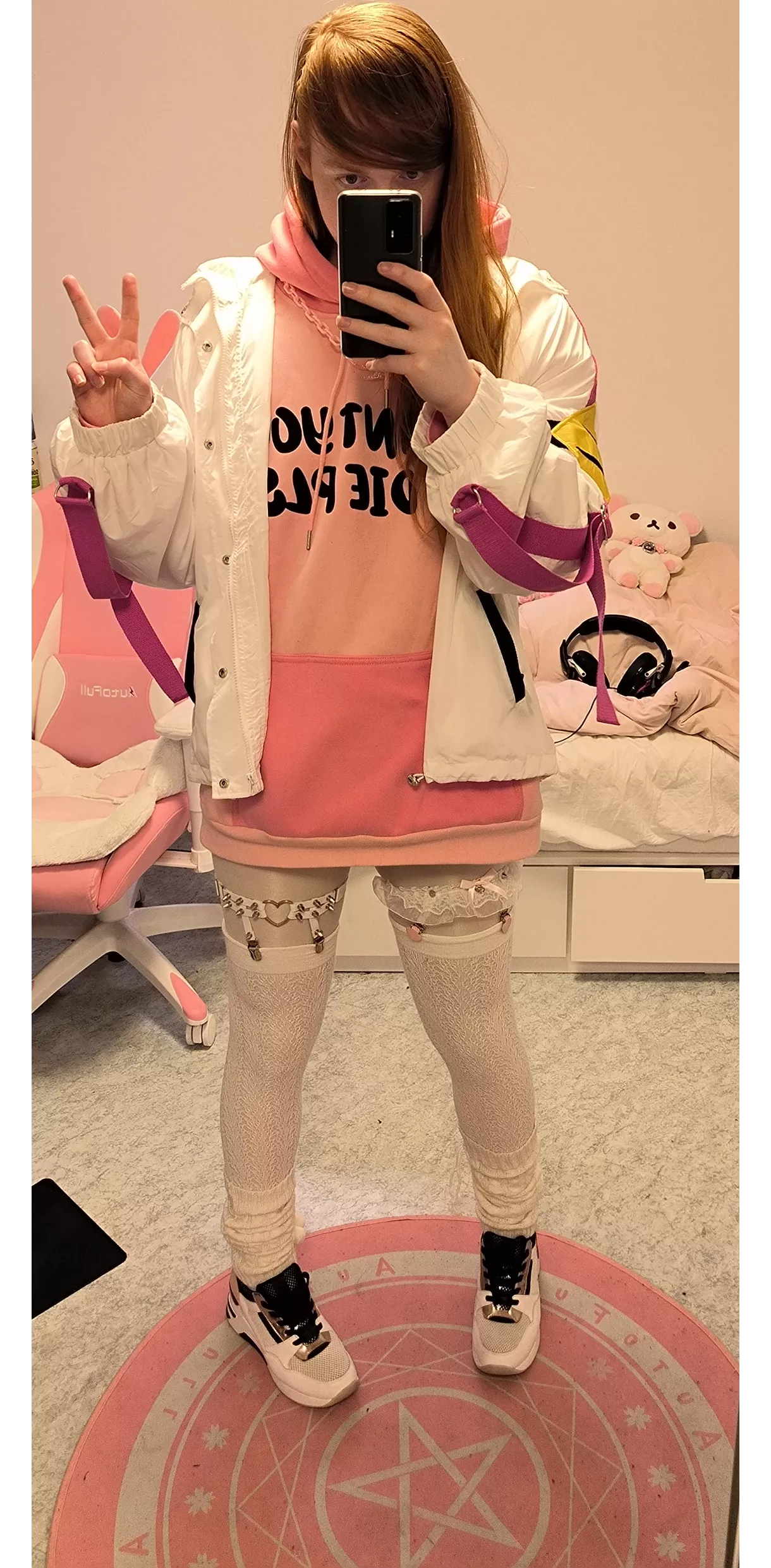 Its fun to stand out in public 💕