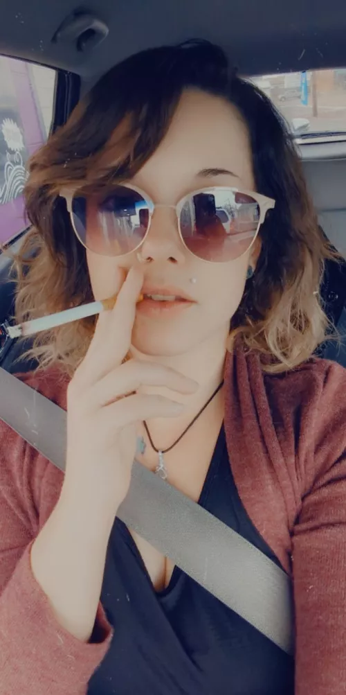 Just a small town girl, living in a lonely world 🌍