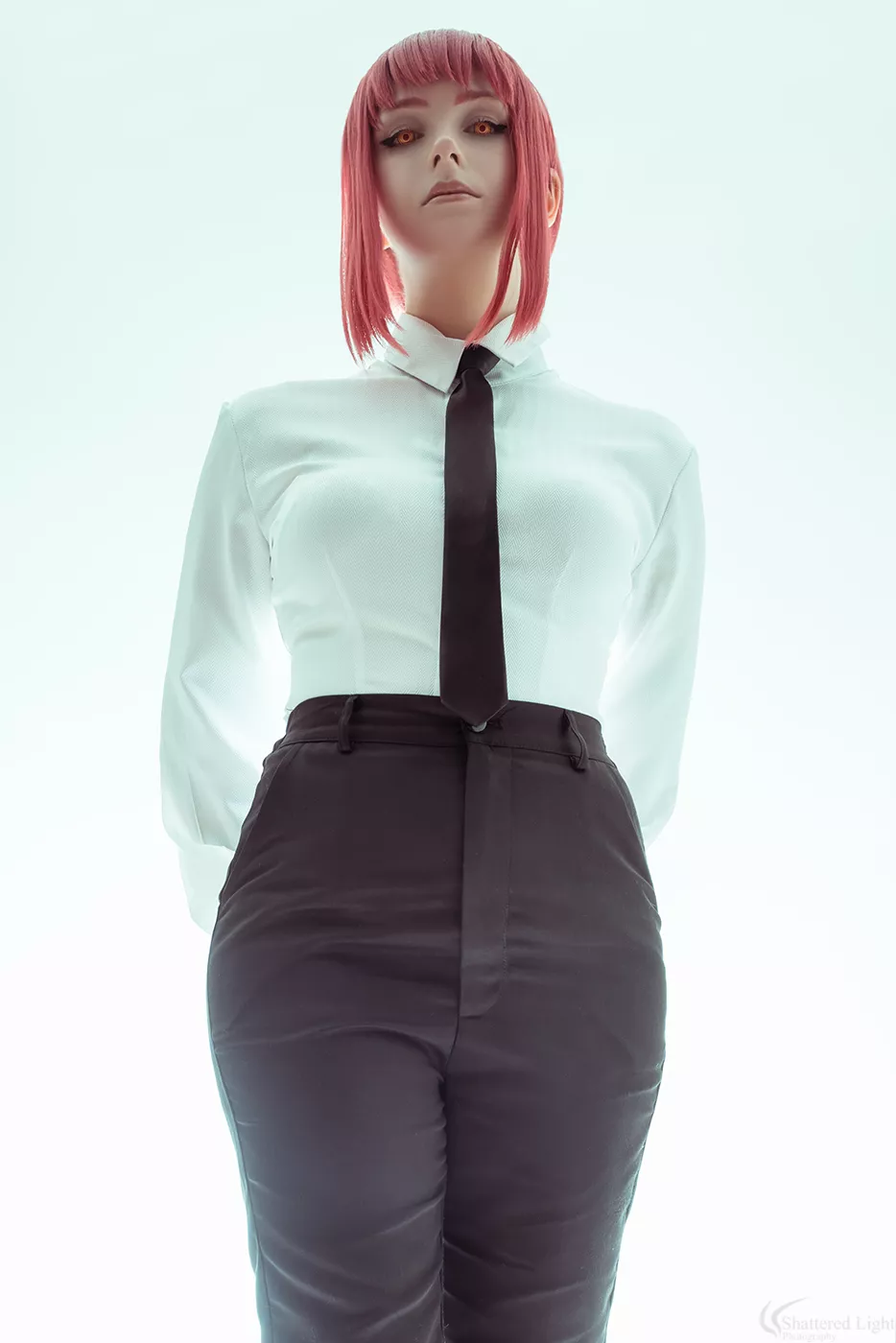 My Makima cosplay from Chainsaw Man (Photographer: Shattered_light_photography)