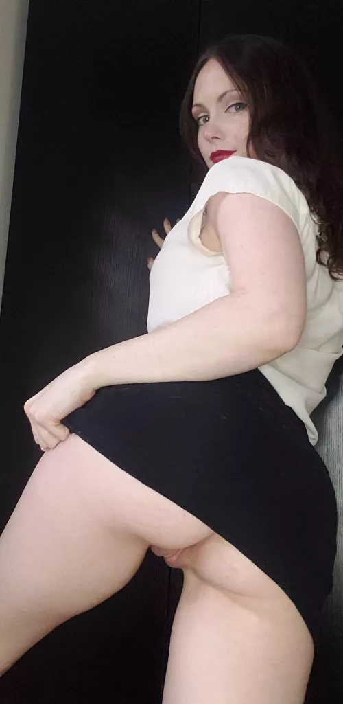 Skirts are more fun without panties