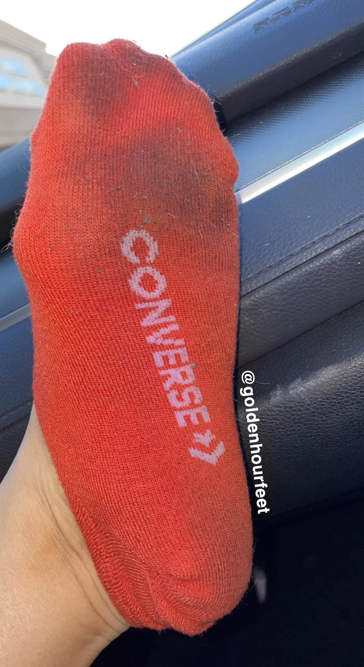 So close you can almost smell it😈 [selling]