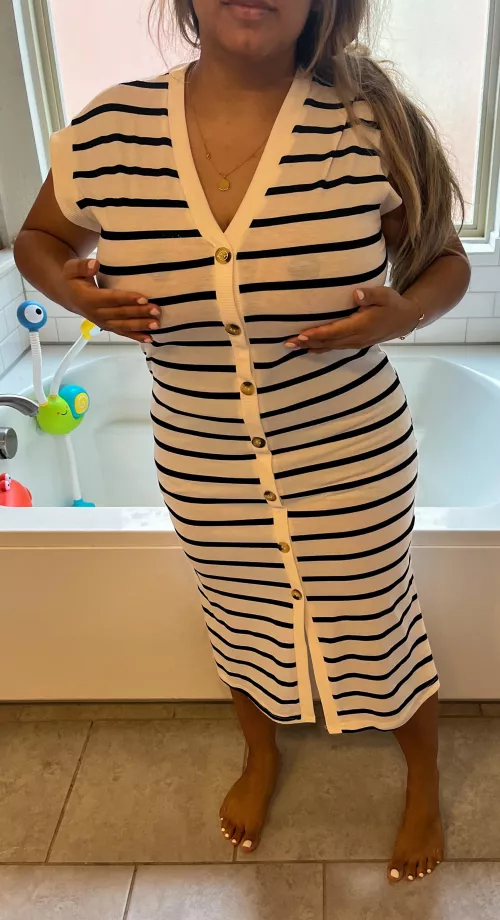 This is not my fault…the designer should had made the dress with thicker black lines