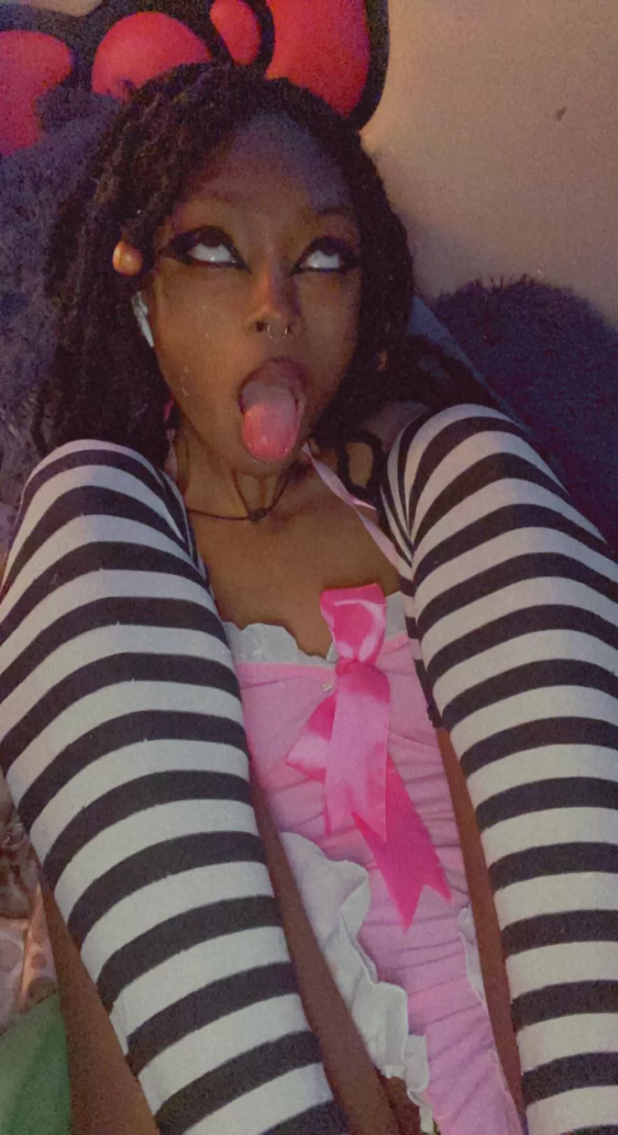 took this pic while i orgasmed