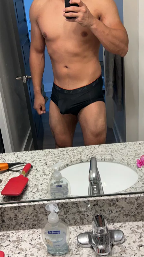 20 (M) 1-10 rate🥺❤️DM me!