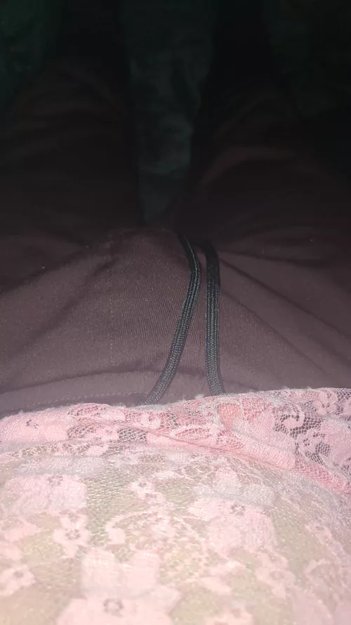 anyone wannna humiliate a drunk white boy with wiskey dick!? im normally a little under 4