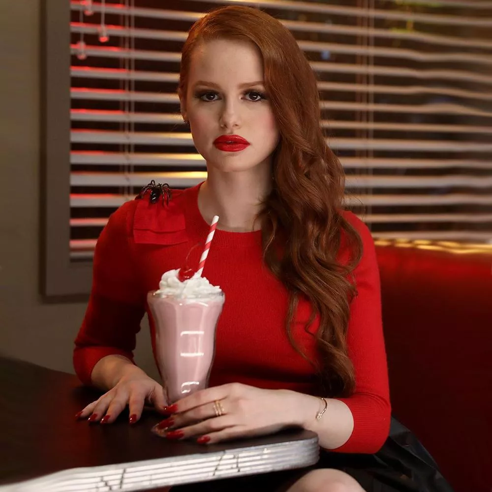 Cheryl Blossom (Madelaine Petsch)