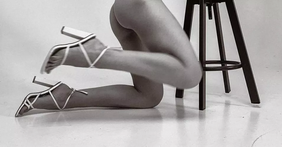 Come and play with me