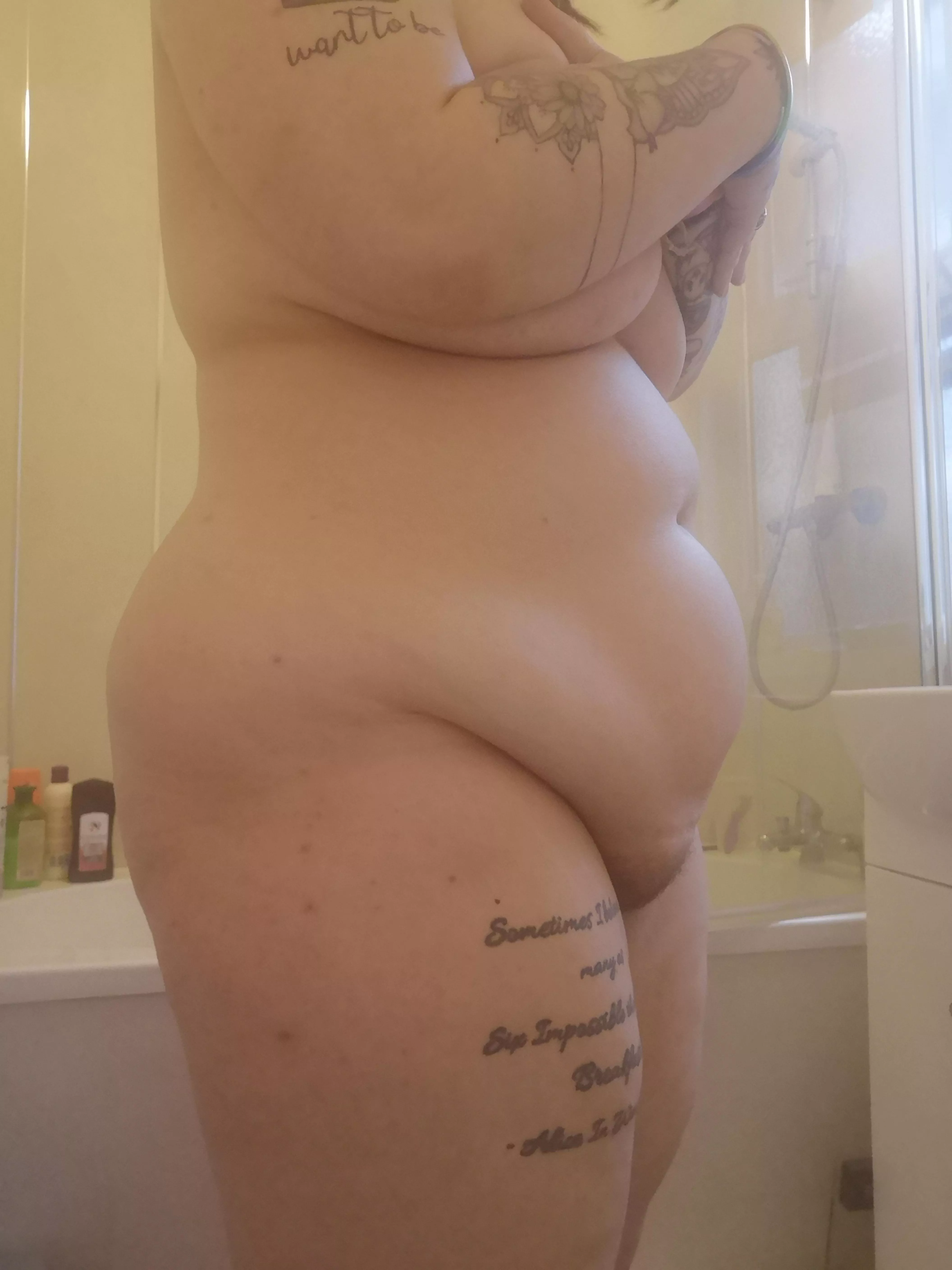 Do you love my little bump?💕