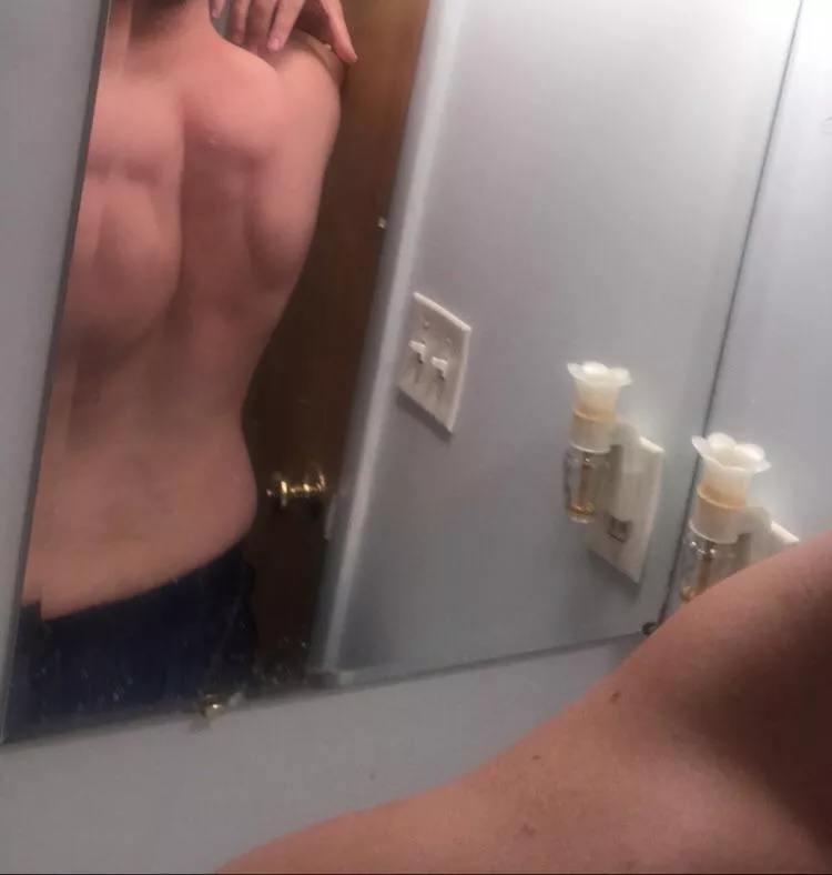 Don’t tease (M)e! Let’s make each other feel good! My DM’s are always open!