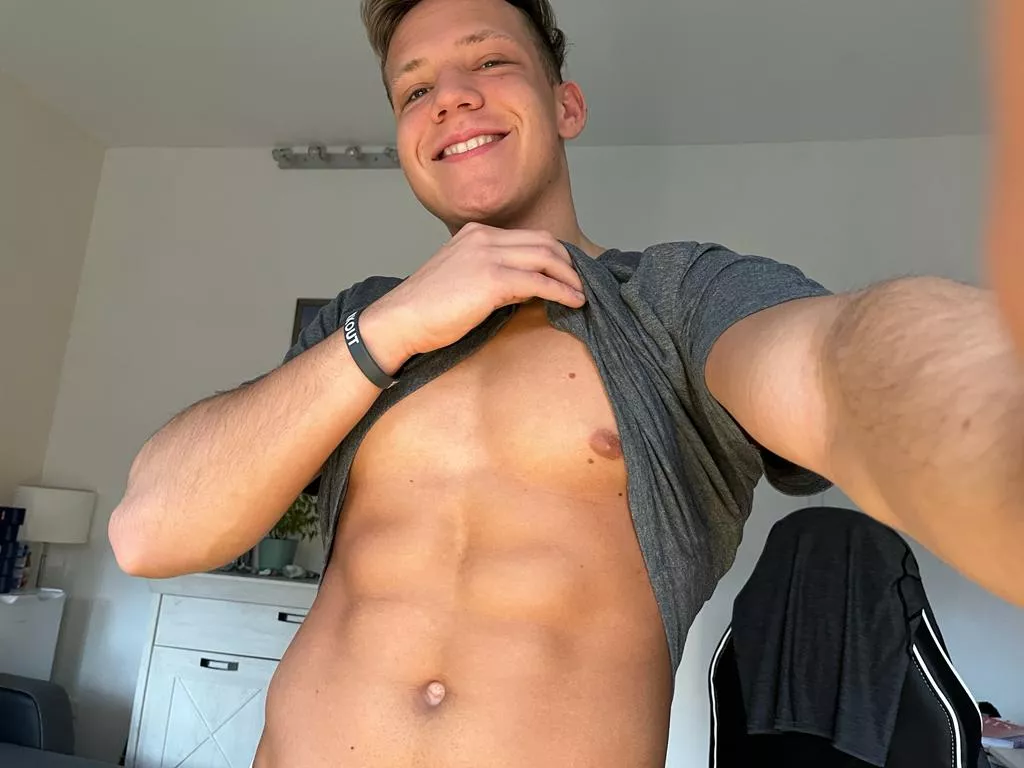 Good morning. Hopefully my smile grades your morning a little bit up❤❤😇