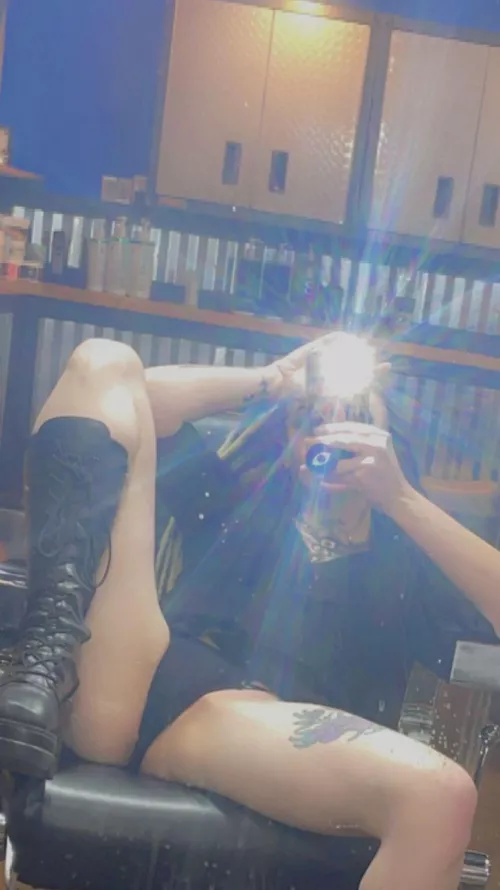 Hey you… come’ere