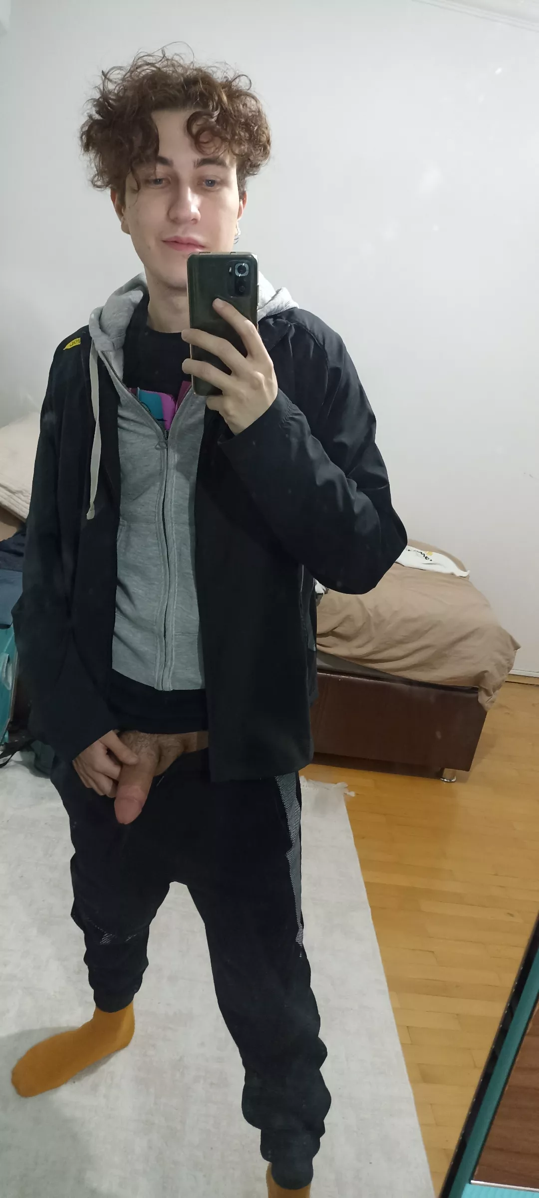 Let's go for a night walk together 😜