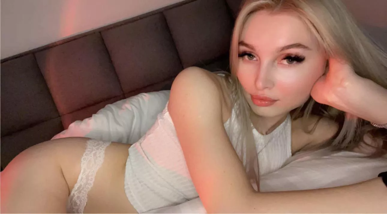 that “fill my barely legal pussy up” look 🥱