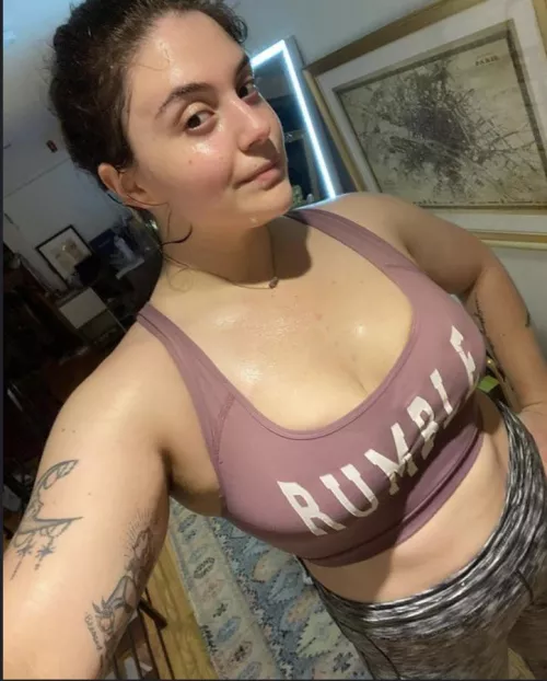 Thick sweaty hotness