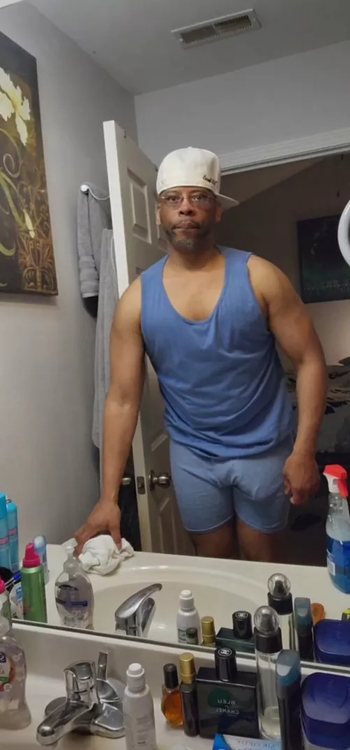 Trace my outline with your mouth?