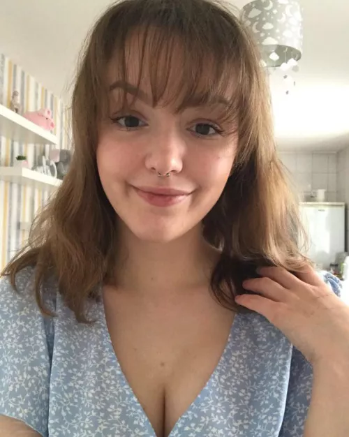 can’t wait (f)or spring when i can show off all my cute dresses 🥰