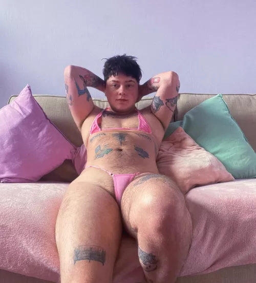 do you like strong bois? 🥰