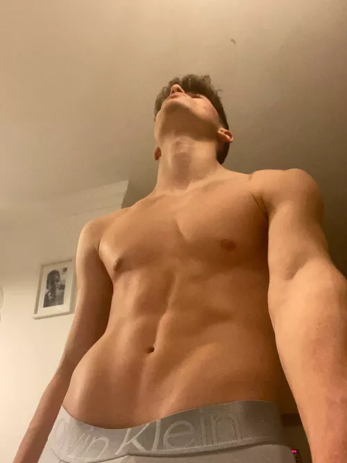 Do you love lean bodies?