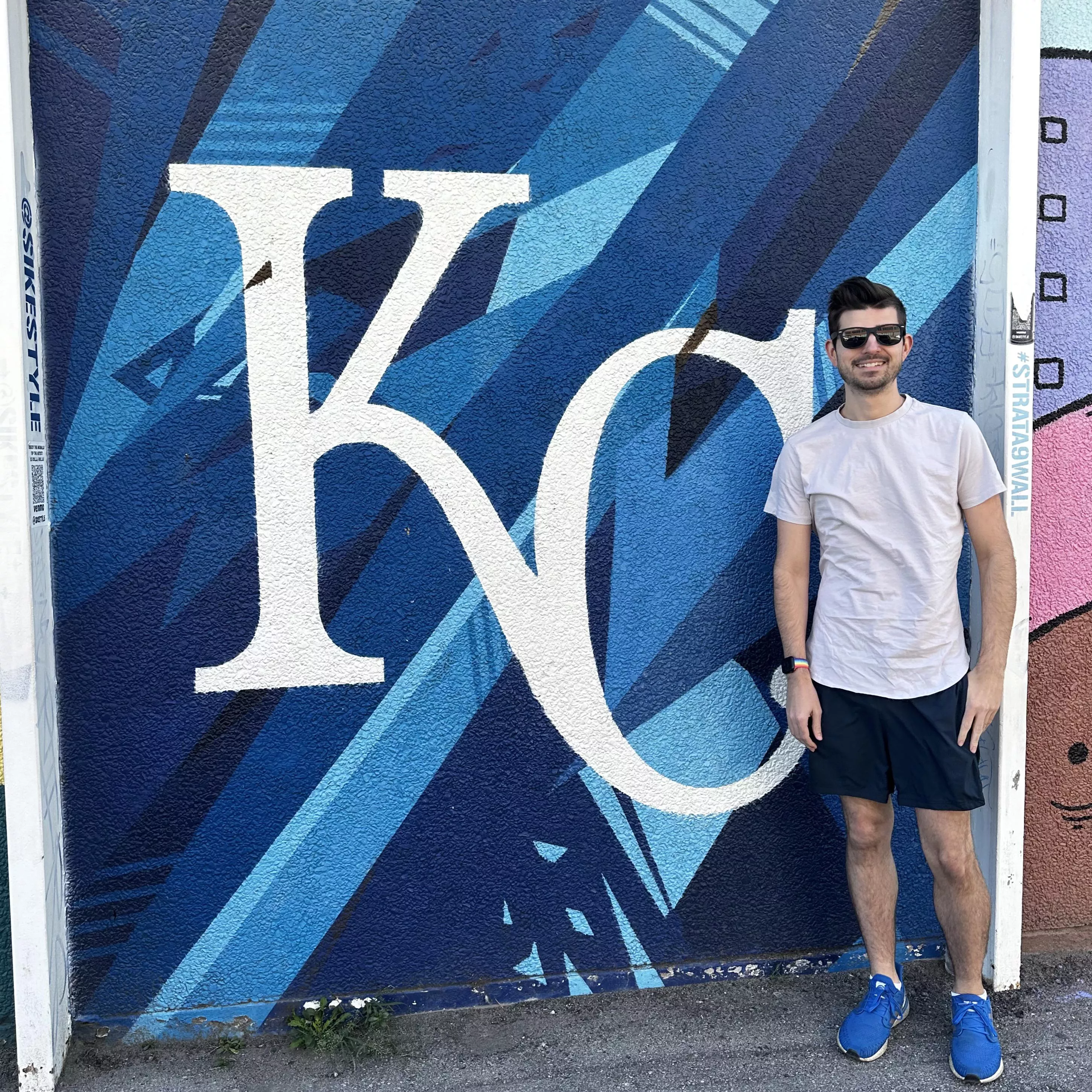 Happy Monday! I’m happy to be back in the workforce and helping as many people as I can. Have a great week everyone!