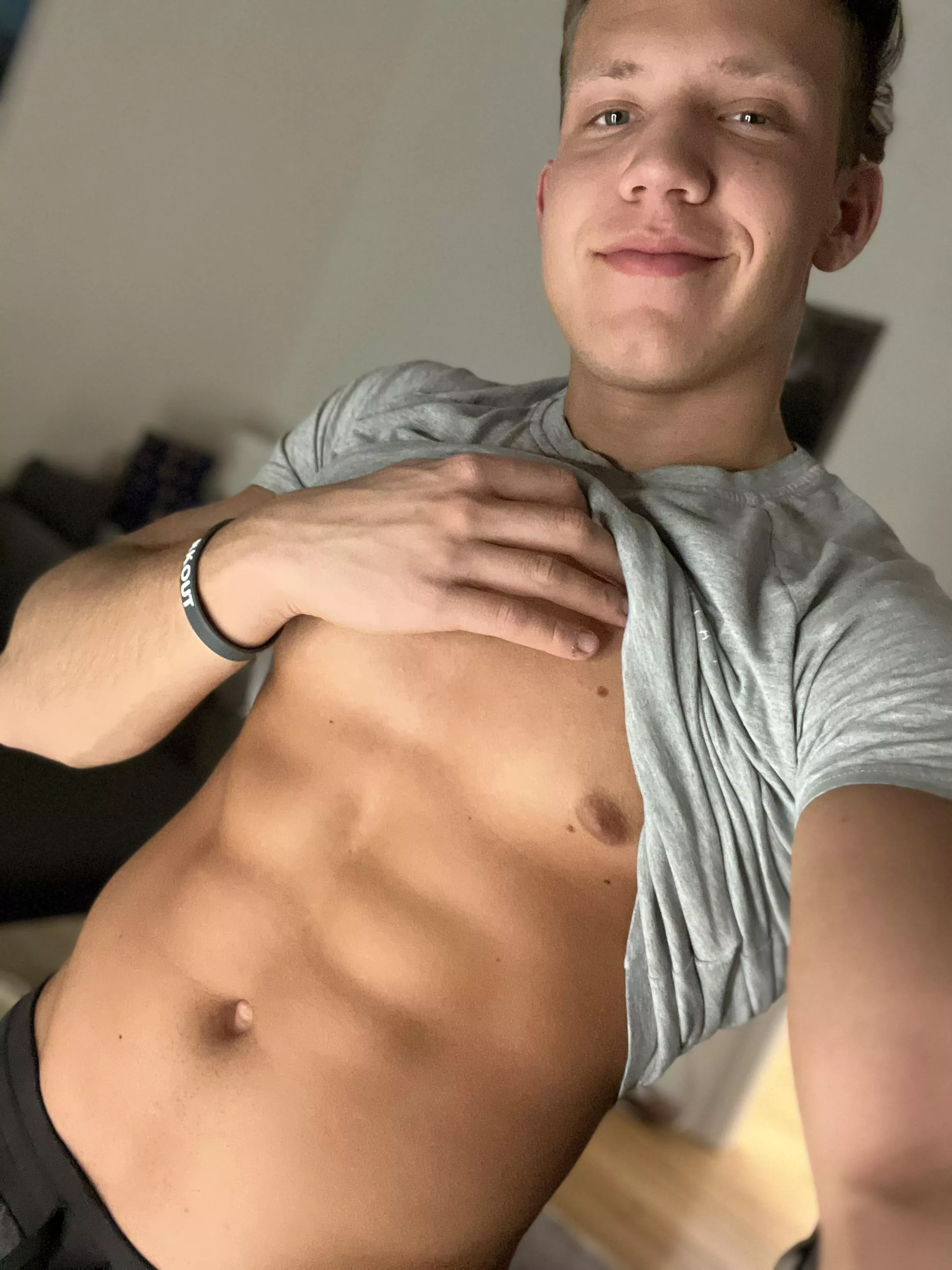 I Promise. I will dream about you❤️. You promised👀😇