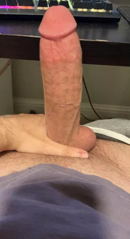 I wish everyone here could play with my cock