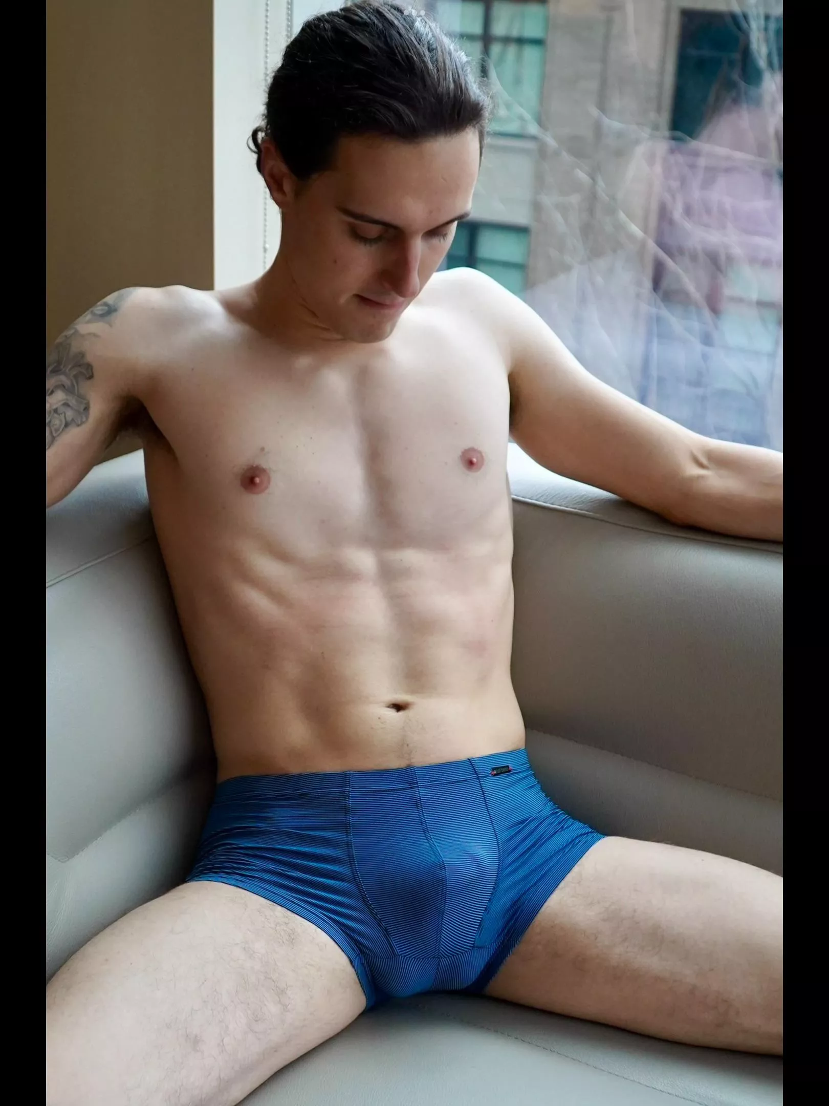 If you guys like this one I’ll post another one fully naked 😉