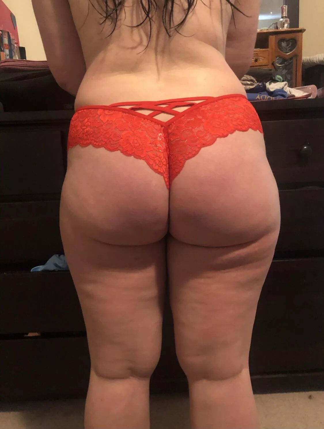MILF Booty ;)