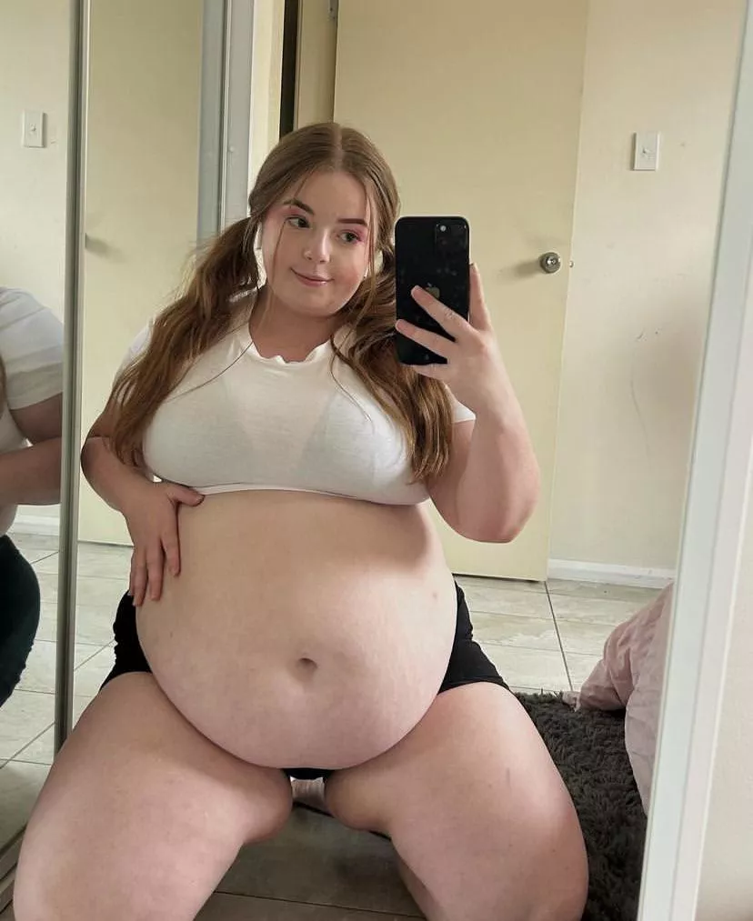 My belly needs a stuffing ASAP 🤤🍕😔