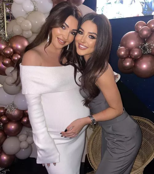 Pregnant chav being fondled by her hot friend